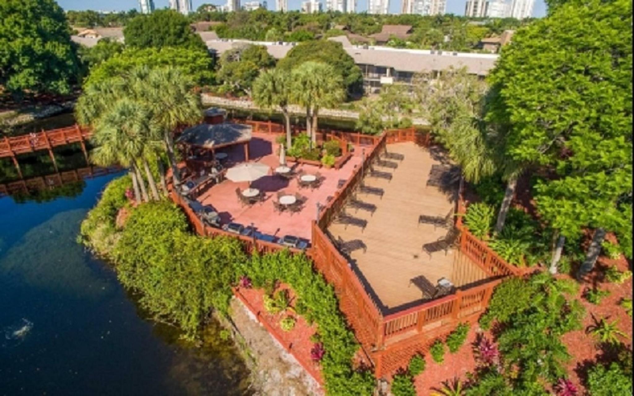 Park Shore Resort By Mike Z Rentals (Adults Only) North North Naples Kültér fotó