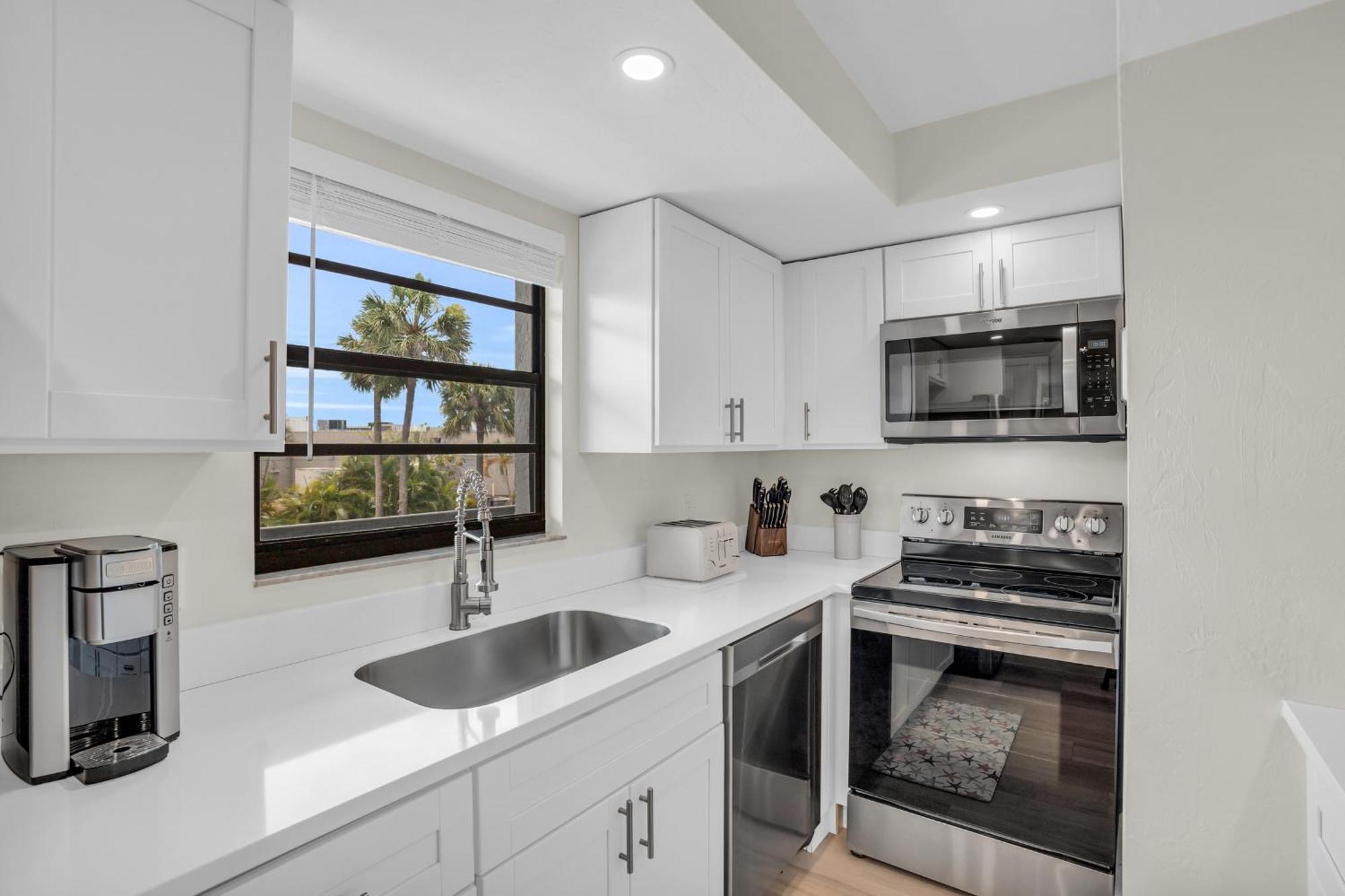 Park Shore Resort By Mike Z Rentals (Adults Only) North North Naples Kültér fotó