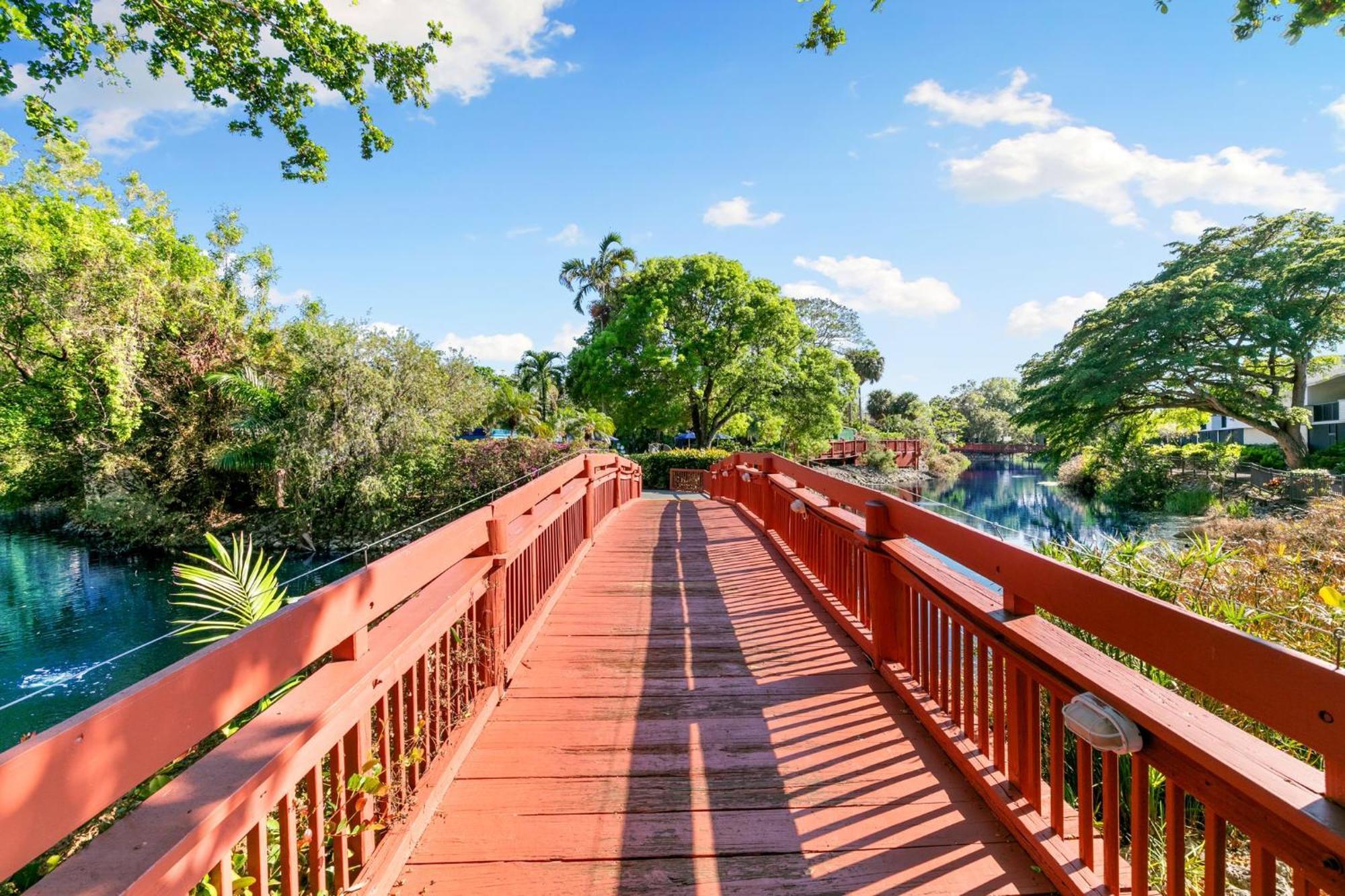 Park Shore Resort By Mike Z Rentals (Adults Only) North North Naples Kültér fotó
